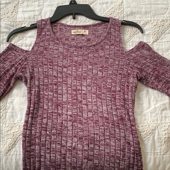 Hollister Cold Shoulder Long Sleeve Top - Picture 3 of 3